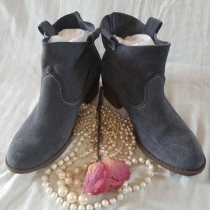 Carlos Santana Suede Cowgirl Booties